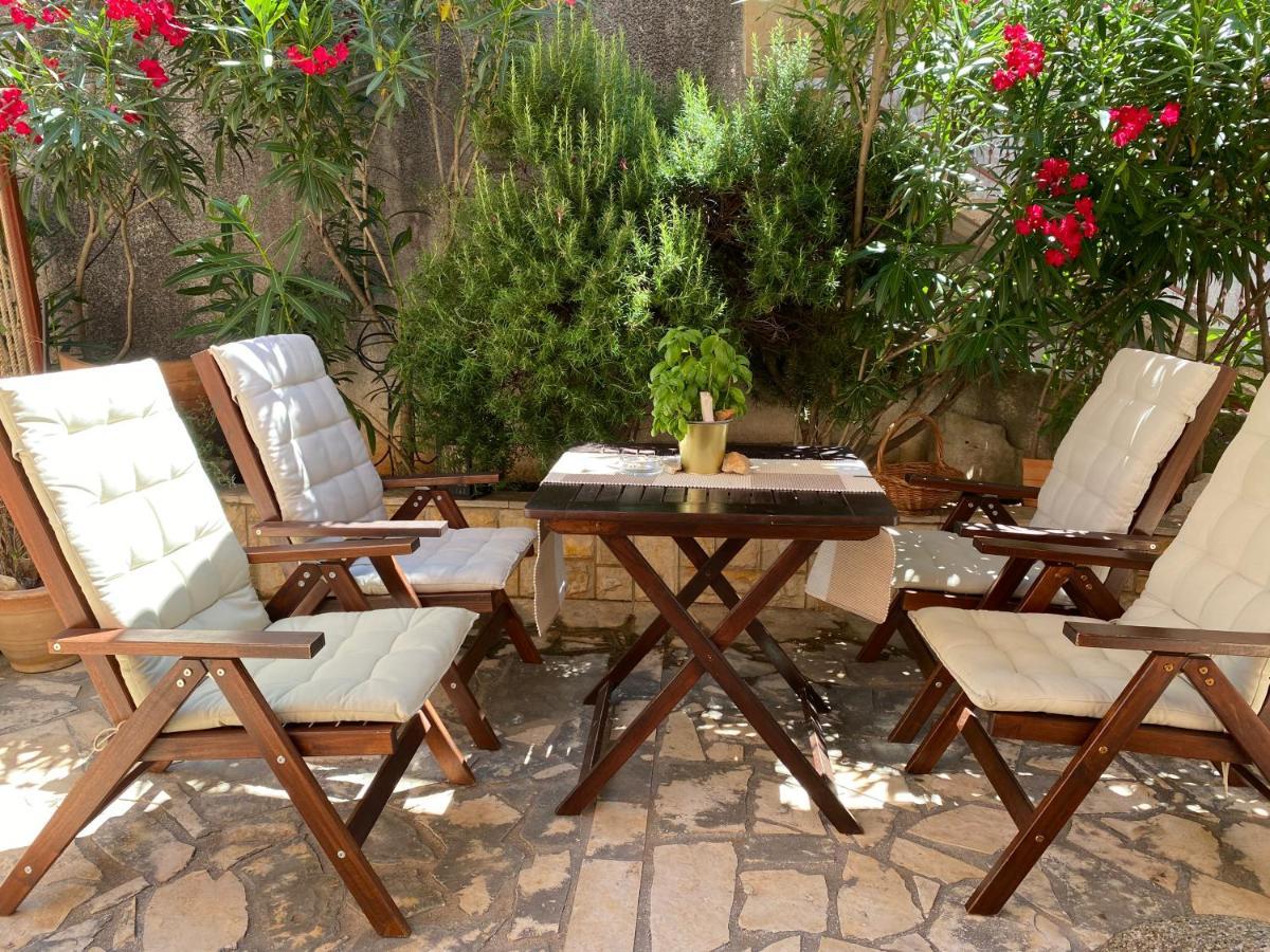 Apartmani Peric Stari Grad  Exteriér fotografie